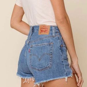 LEVI’S 501 denim shorts